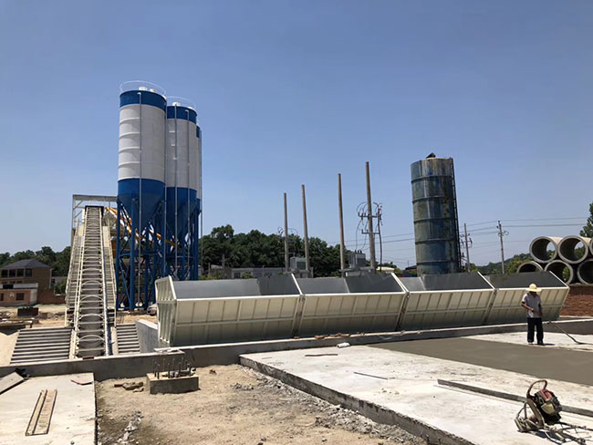 三畝地能建一條單線180攪拌站嗎？